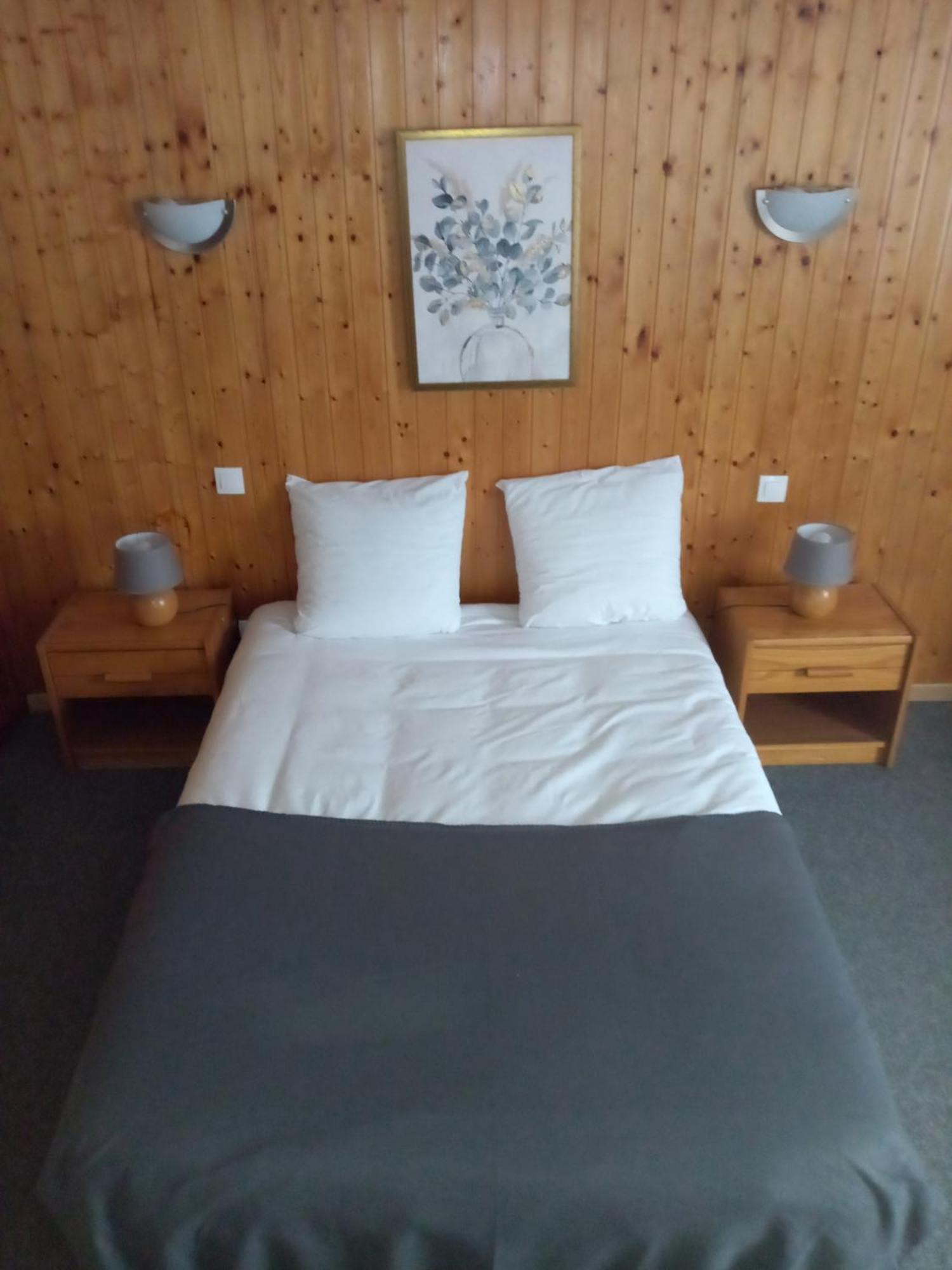 Le Valtrivin Hotel ลาปูตรัว ห้อง รูปภาพ